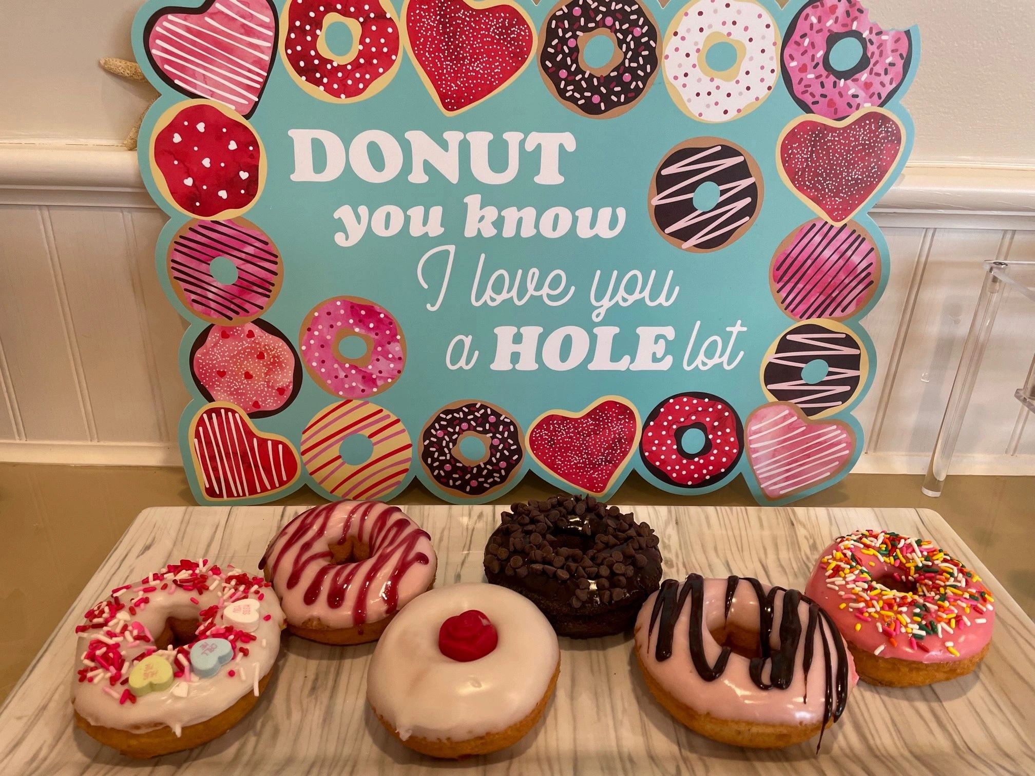 Captain Baker Donut Shop Bakery Breakfast Restaurant, Coffee, Donuts